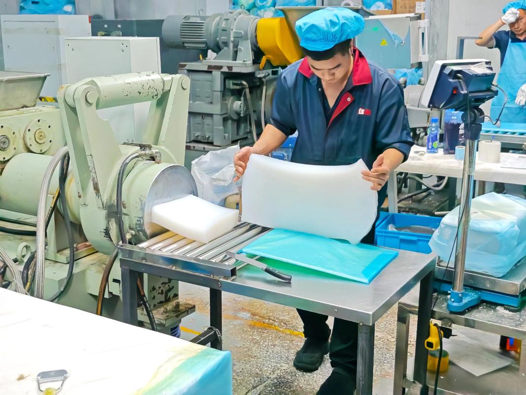 朗晟材料科技 深耕环保硅橡胶，守护安全与绿色的未来